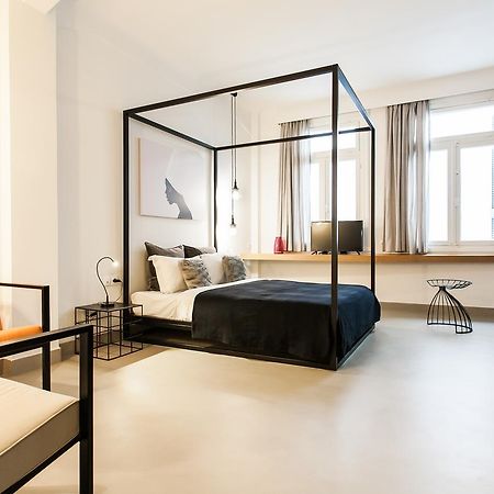 אתונה Monastiraki Suites By Livin Urbban מראה חיצוני תמונה