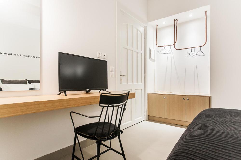 אתונה Monastiraki Suites By Livin Urbban מראה חיצוני תמונה