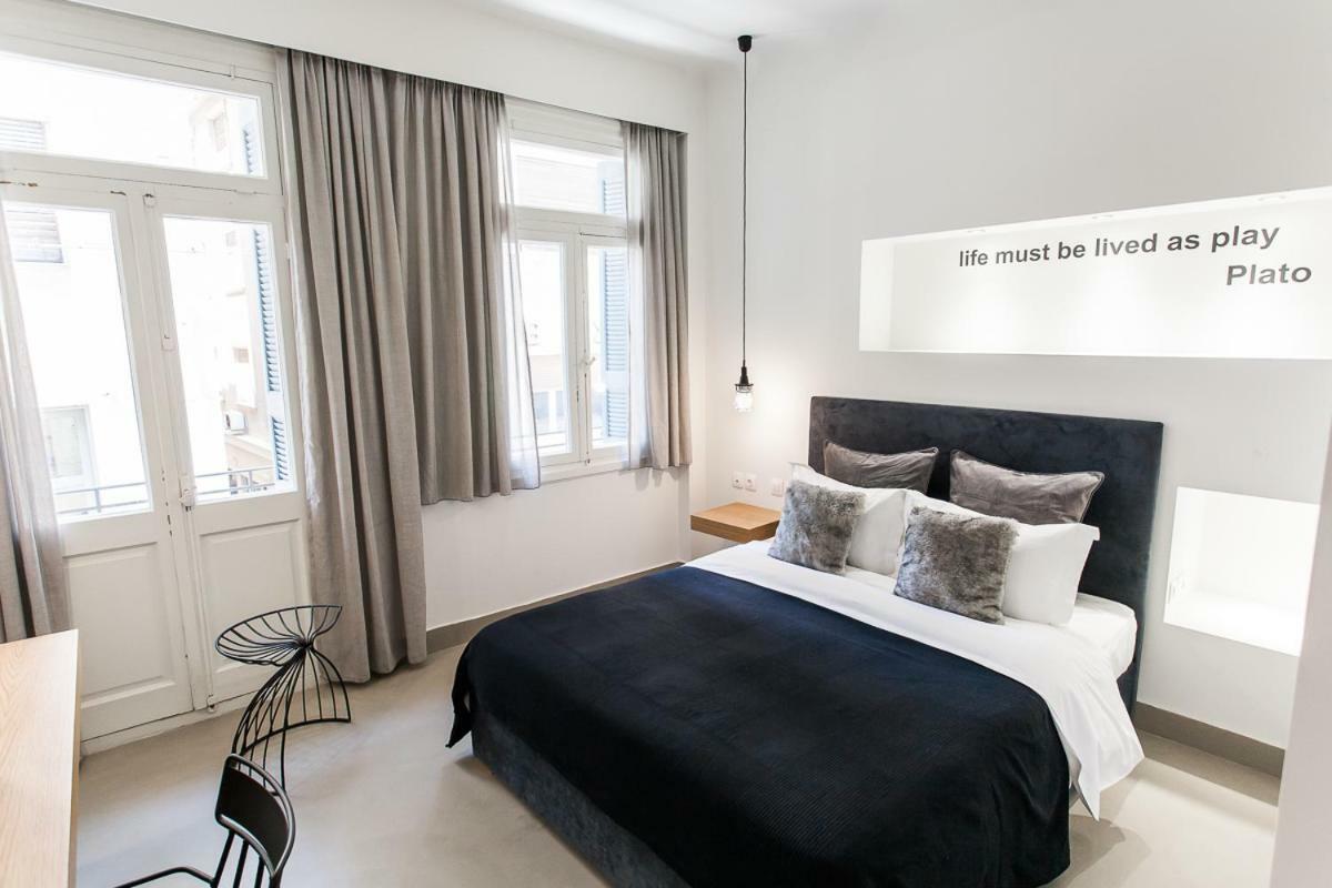 אתונה Monastiraki Suites By Livin Urbban מראה חיצוני תמונה